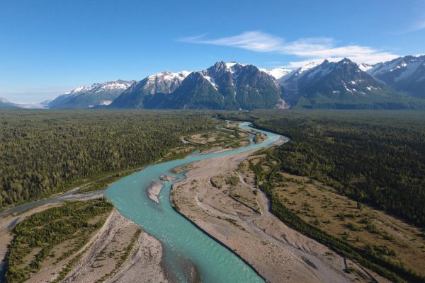 The Tatshenshini River is one of the most magnificent river systems on earth, flowing through one of the world’s most pristine wilderness areas.